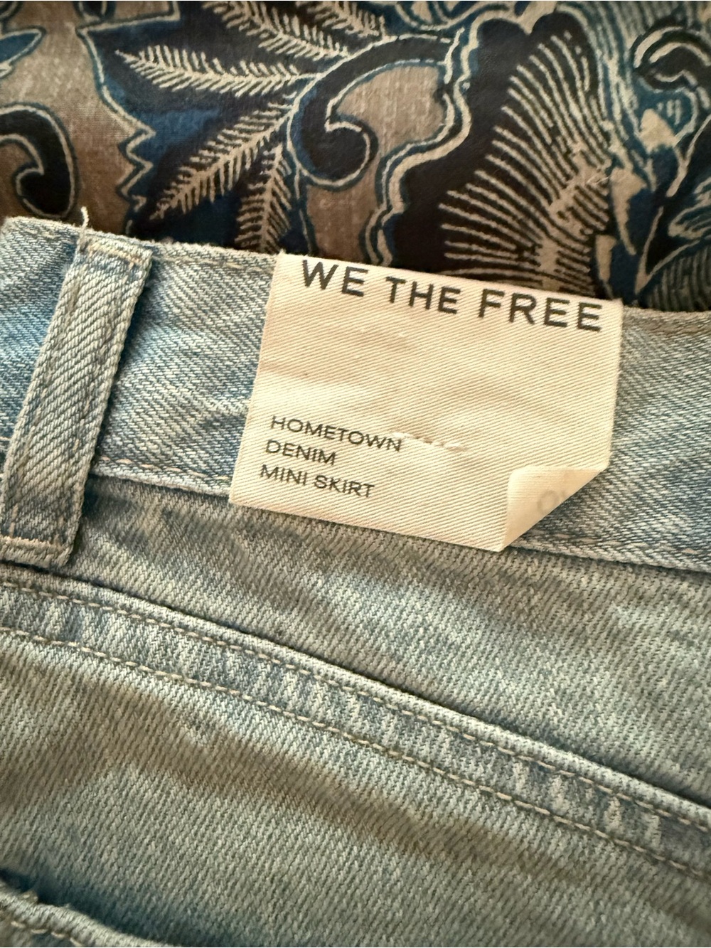 We the Free Hometowns Denim Skirt size 26 NWT - Picture 4 of 6